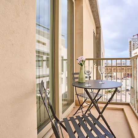 Stylish Apartment In Tigne Point Sliema Luaran gambar